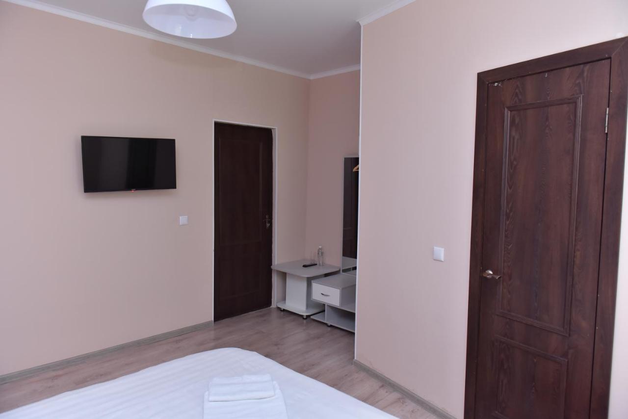 Hotel Fresh Aktöbe Kültér fotó